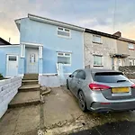 Pass The Keys Cozy Home Swansea Bay Views