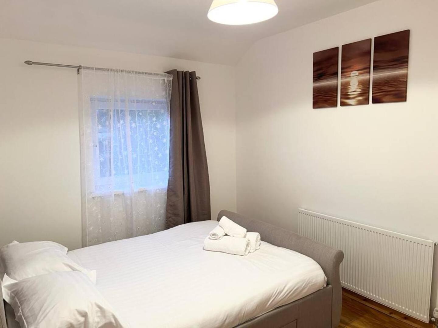 Pass The Keys Cozy Bay Views Holiday home Swansea